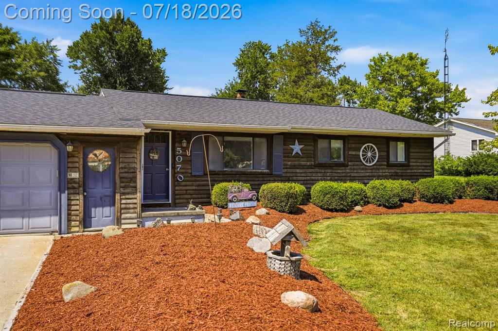 5070 Ray Road, Linden, MI 48451 — Photo 4
