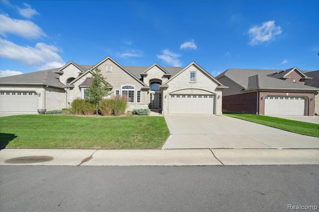 5121 HAWKSEYE Trace, Warren, MI 48092 — Photo 5