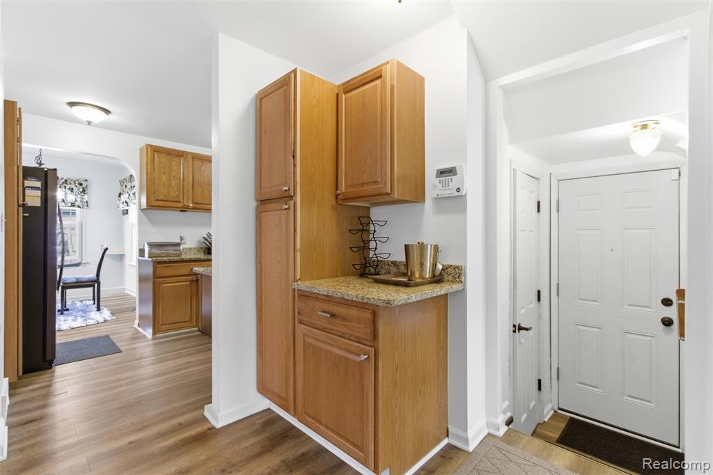 16855 Strathmoor Street, Detroit, MI 48235 — Photo 19