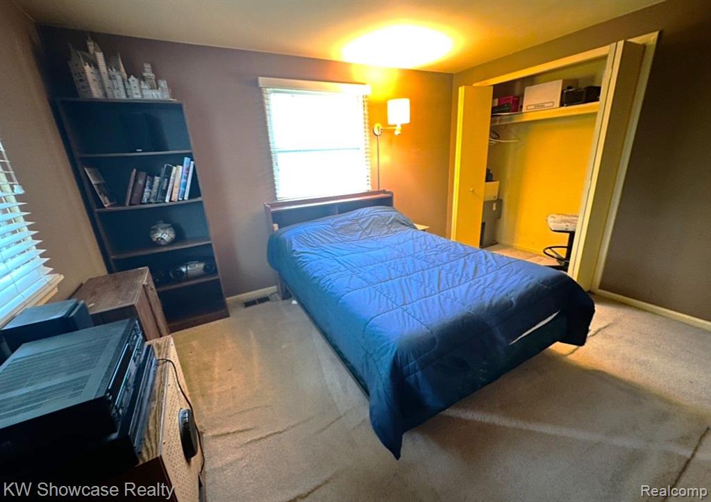 21220 W Glen Haven Circle, Novi, MI 48167 — Photo 20