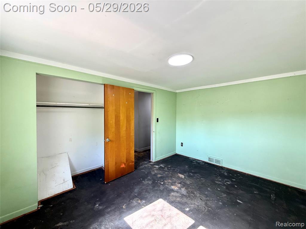 23400 Seneca Street, Oak Park, MI 48237 — Photo 39