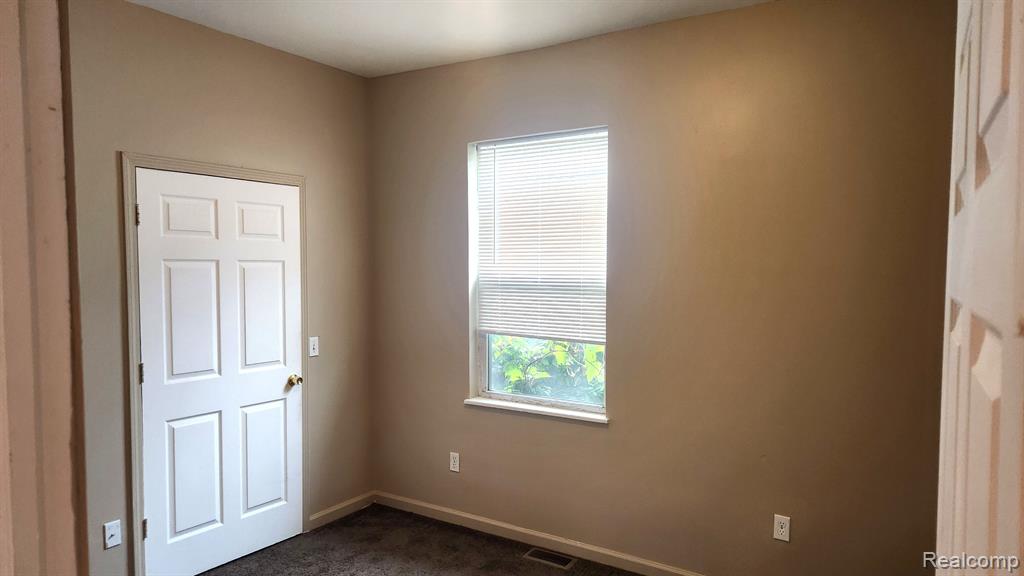 98 ELDREDGE Street, Mount Clemens, MI 48043 — Photo 14