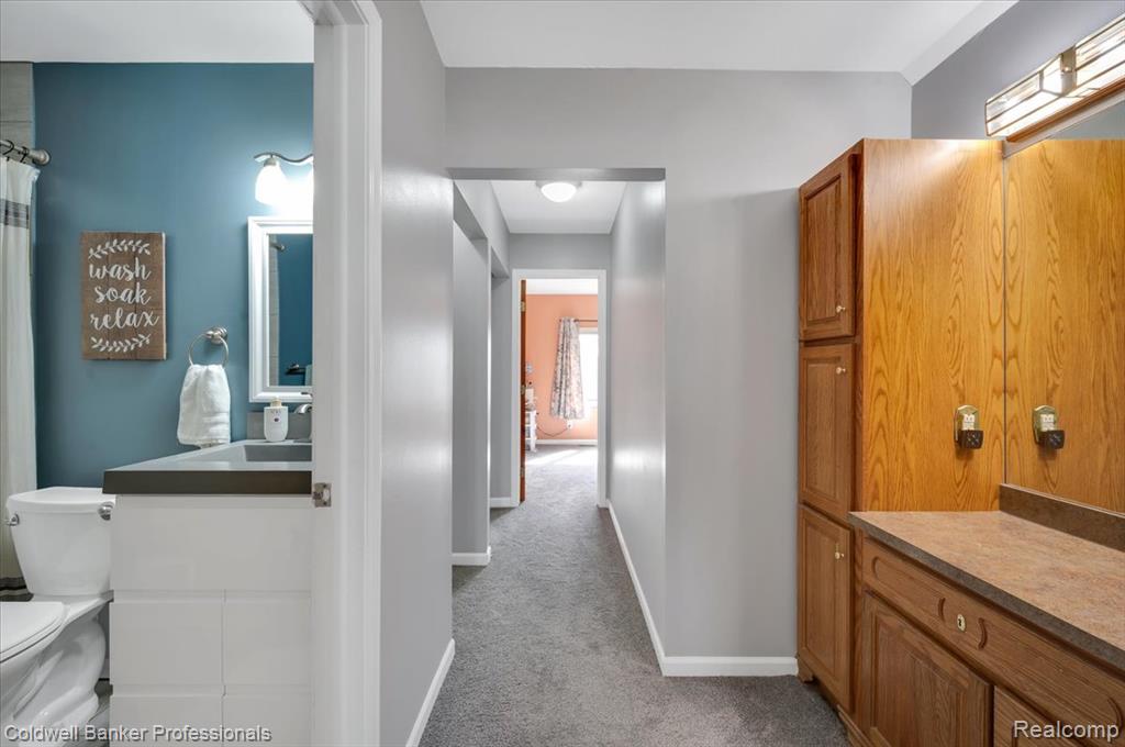 715 Eagle Hill, Ortonville, MI 48462 — Photo 16