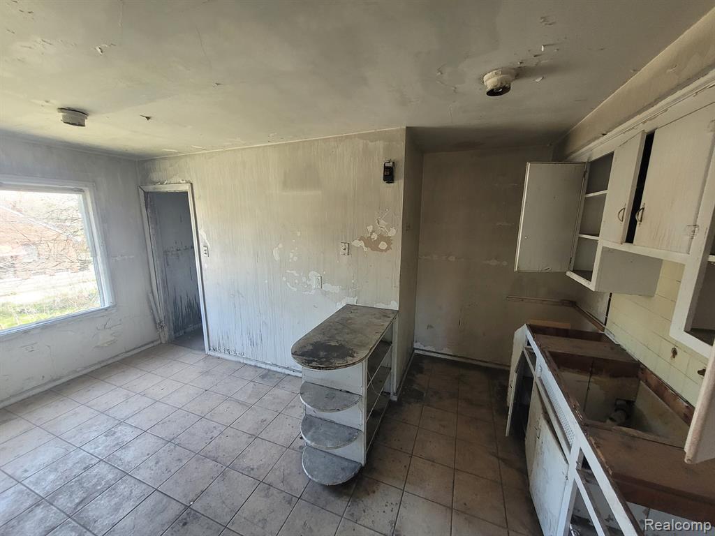 13449 GREINER Street, Detroit, MI 48205 — Photo 38