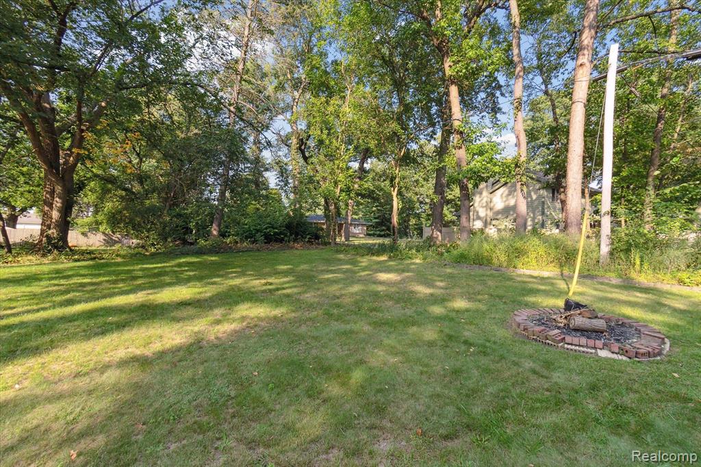 550 ROSELANE Drive, Howell, MI 48843 — Photo 35