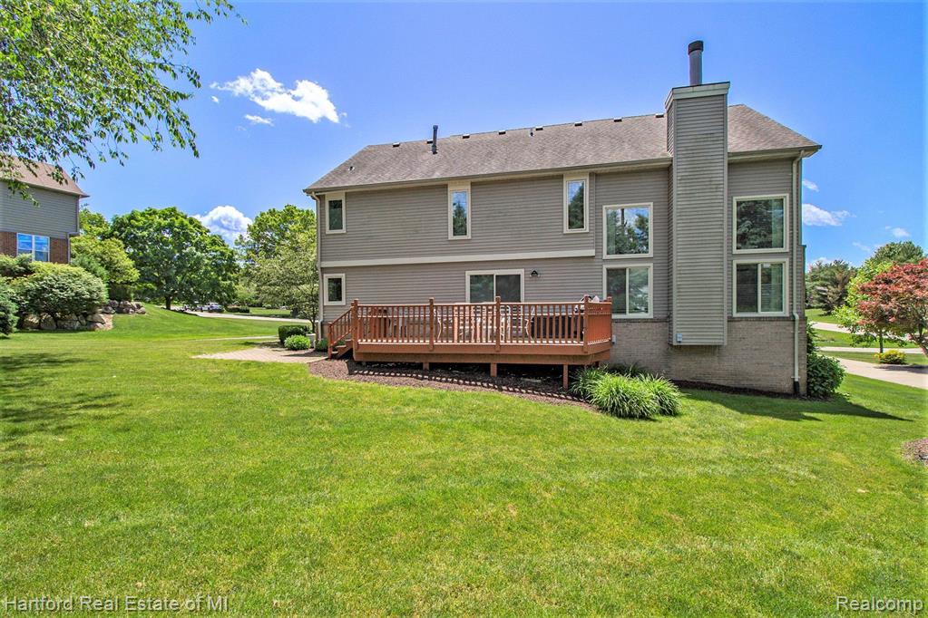 929 Winding Way, Milford, MI 48381 — Photo 36