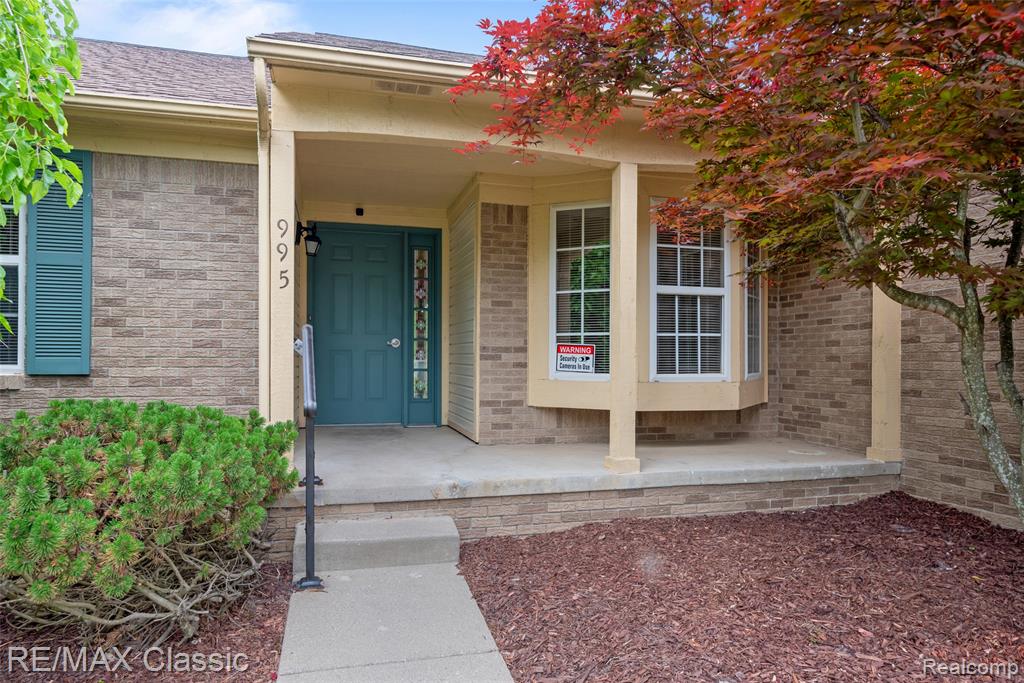 995 Wildwood Lane, Canton, MI 48188 — Photo 3
