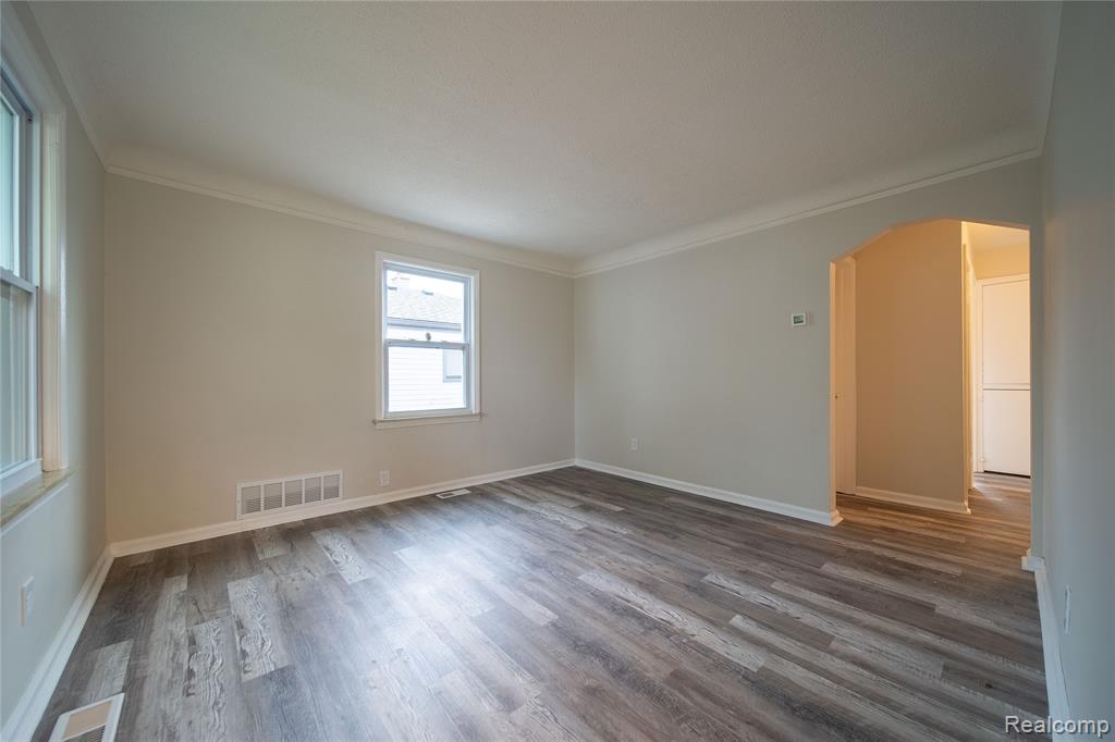 438 Ford Boulevard, Lincoln Park, MI 48146 — Photo 24