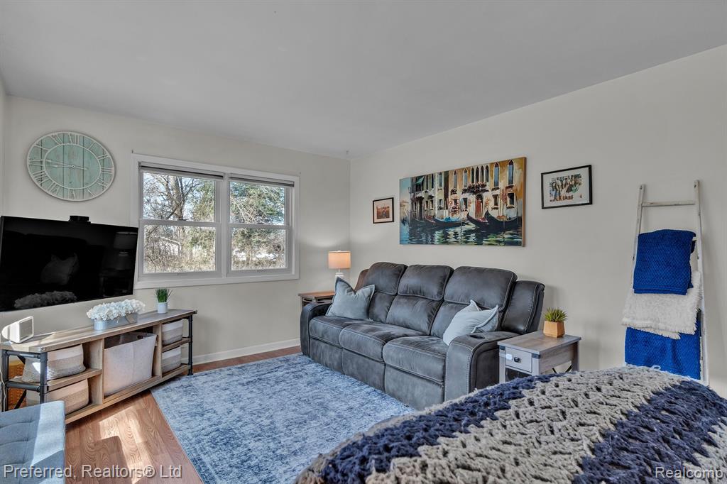 9514 CORNELL Avenue, Clarkston, MI 48348 — Photo 9