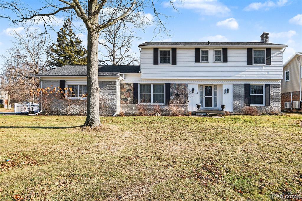 26031 Hidden Lane, Grosse Ile, MI 48138 — Photo 41