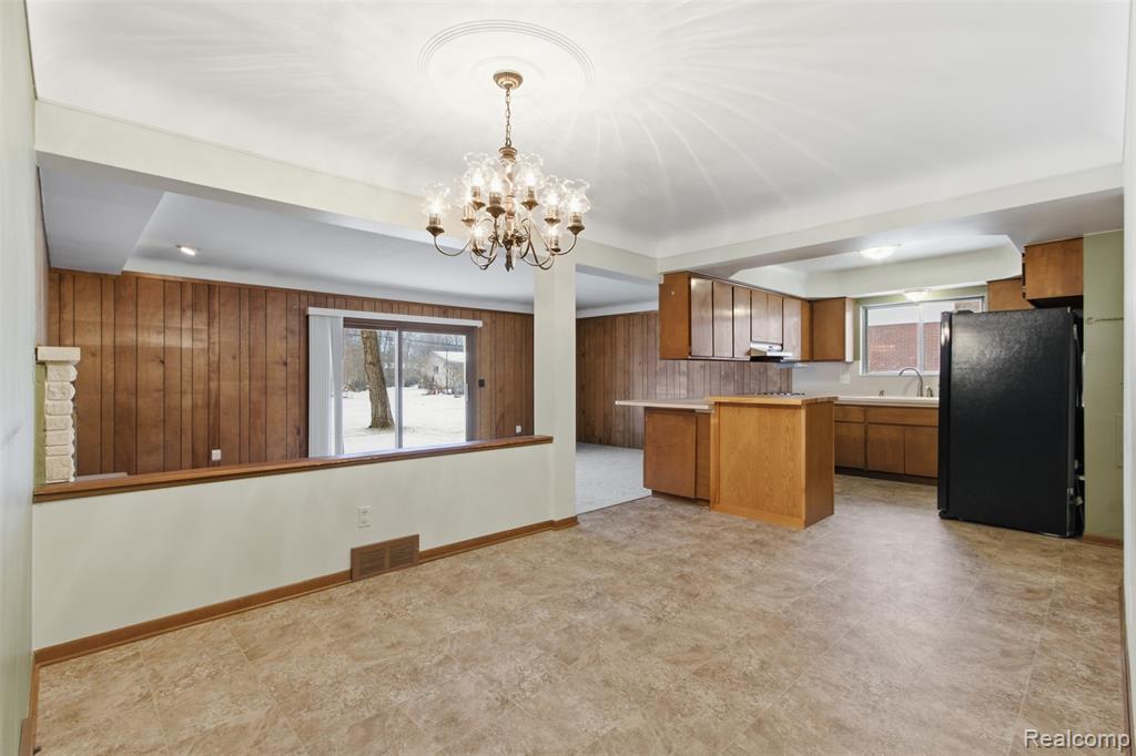 6525 Norton Drive, Troy, MI 48085 — Photo 7