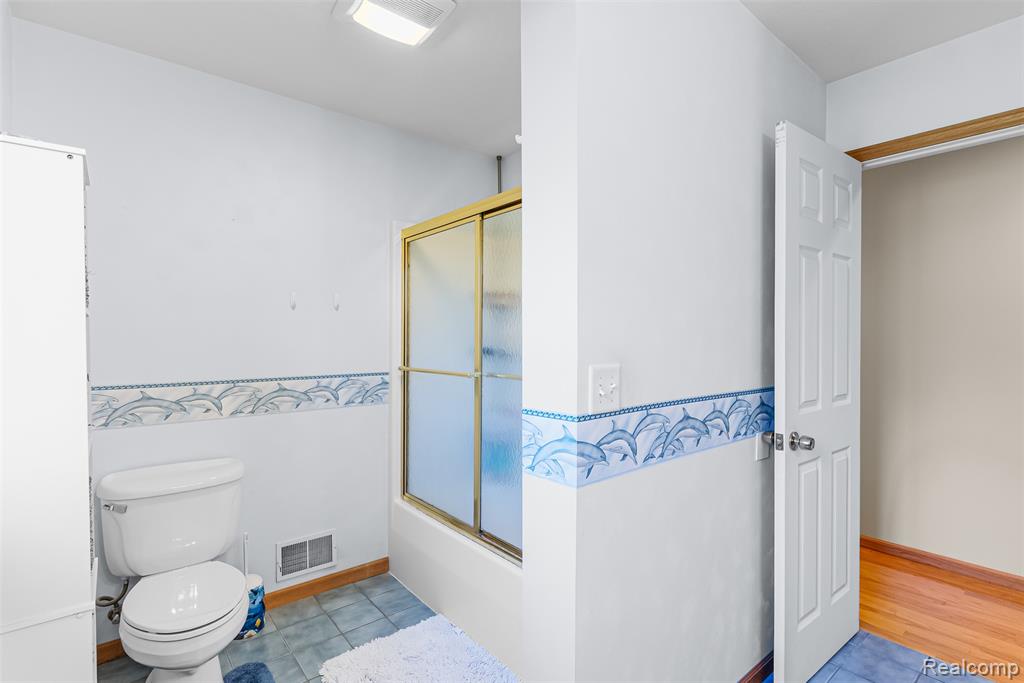 8460 Maurice Lane, Flushing, MI 48433 — Photo 29