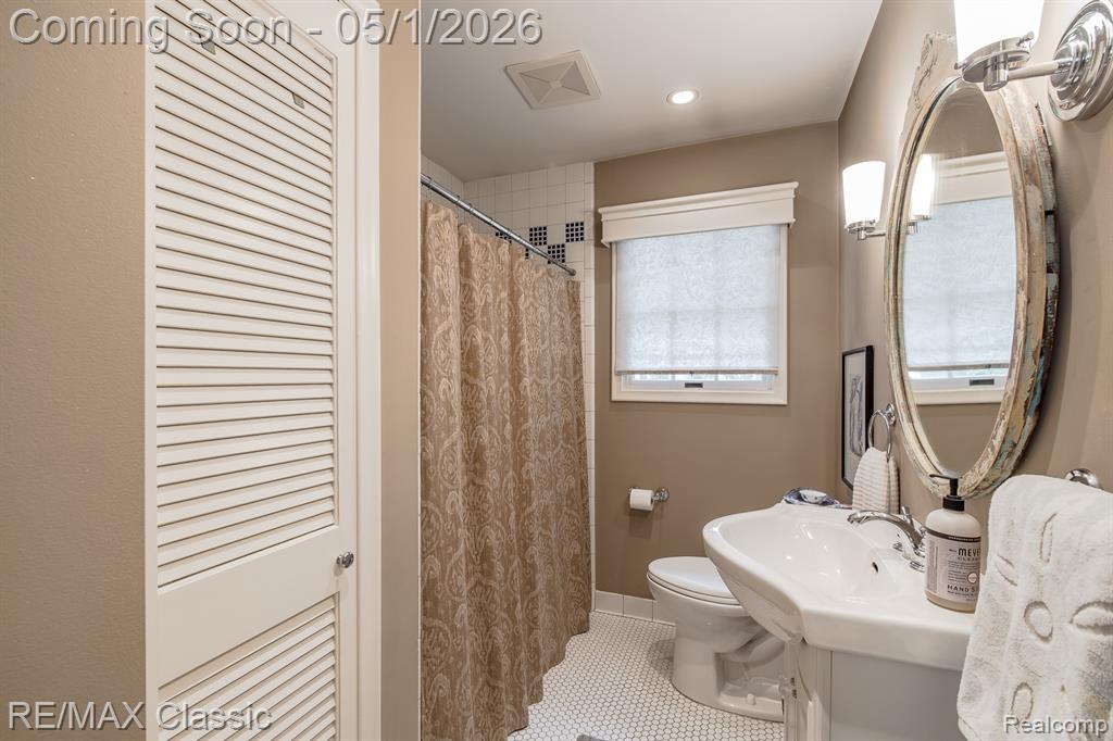 16950 Locherbie Avenue, Beverly Hills, MI 48025 — Photo 26