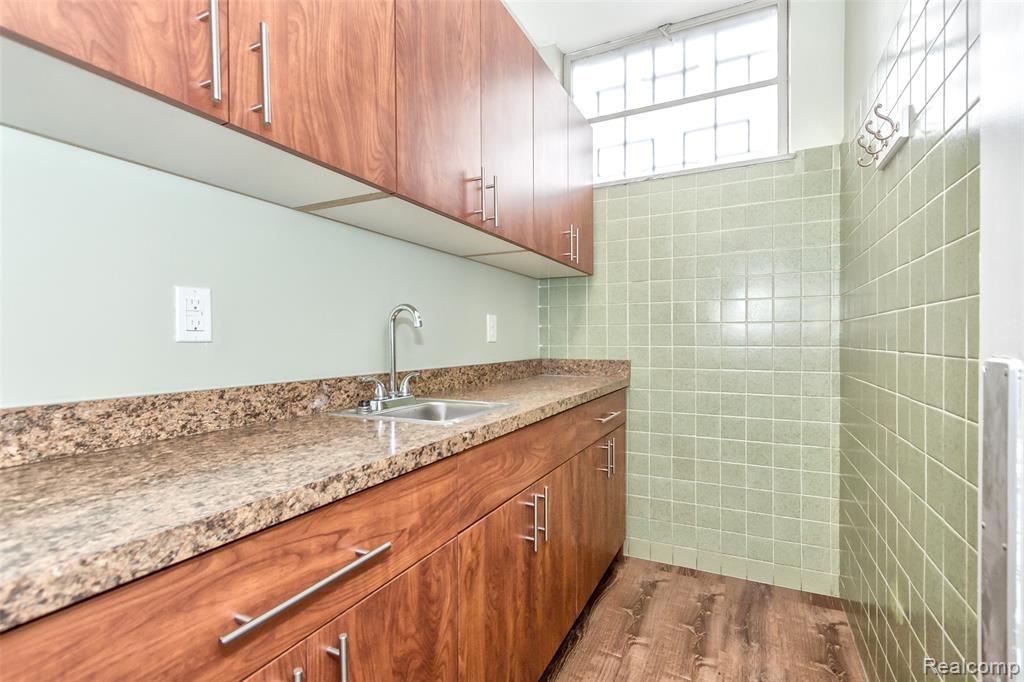 16841 Schaefer Highway, Detroit, MI 48235 — Photo 33