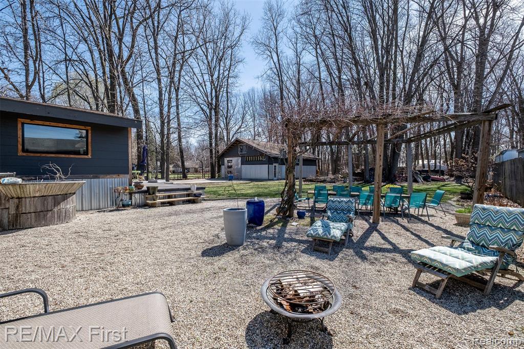 905 W Parker Avenue, Madison Heights, MI 48071 — Photo 54