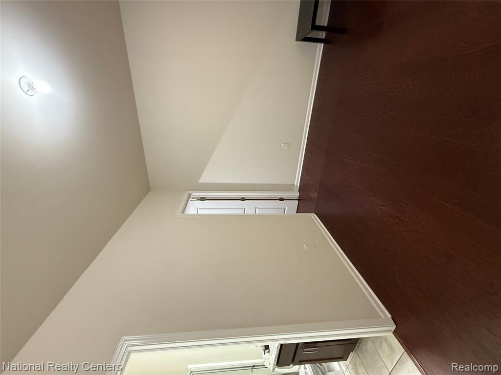 49654 Hummel Drive, Macomb, MI 48044 — Photo 18