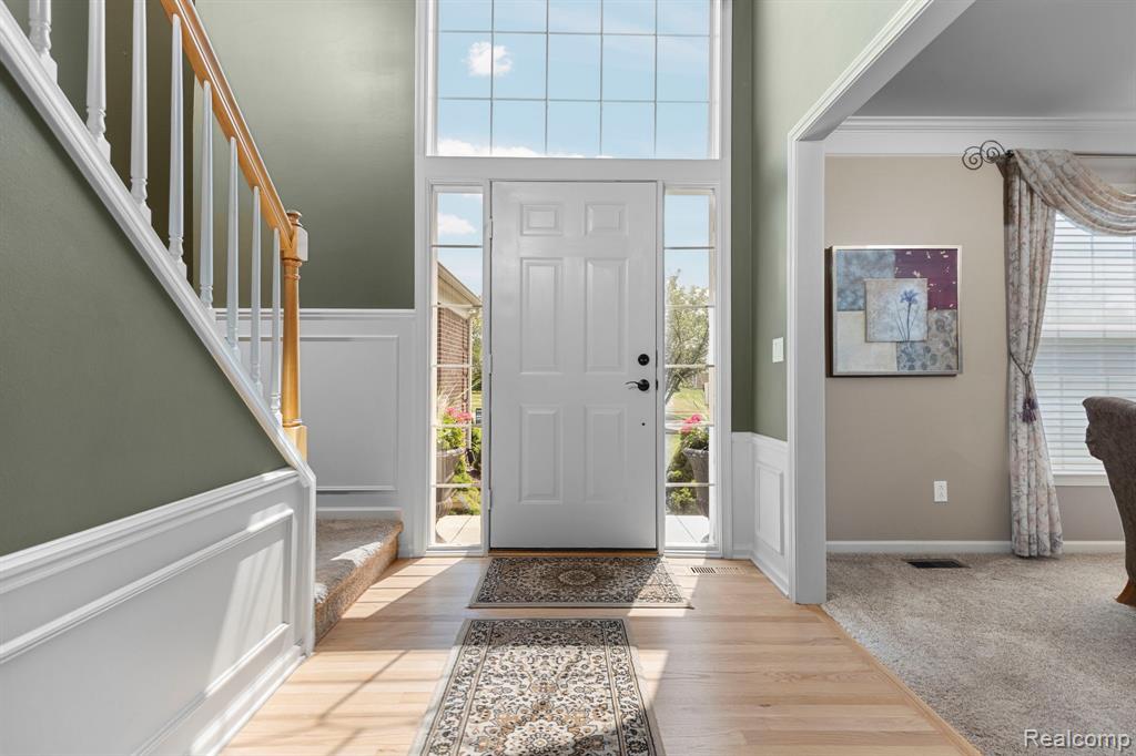 393 Pleasant Ridge Drive, Canton, MI 48188 — Photo 10