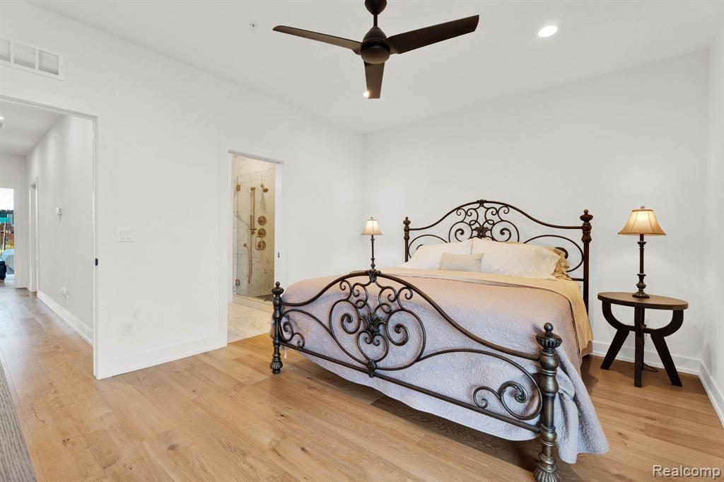 246 Edmund Place, Detroit, MI 48201 — Photo 18
