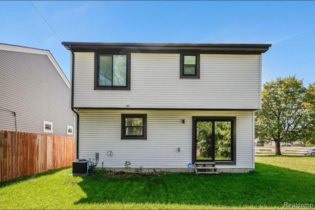 1755 E George Avenue, Hazel Park, MI 48030 — Photo 36