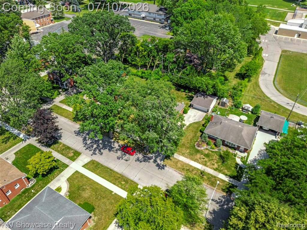 9370 Gillman Street, Livonia, MI 48150 — Photo 23