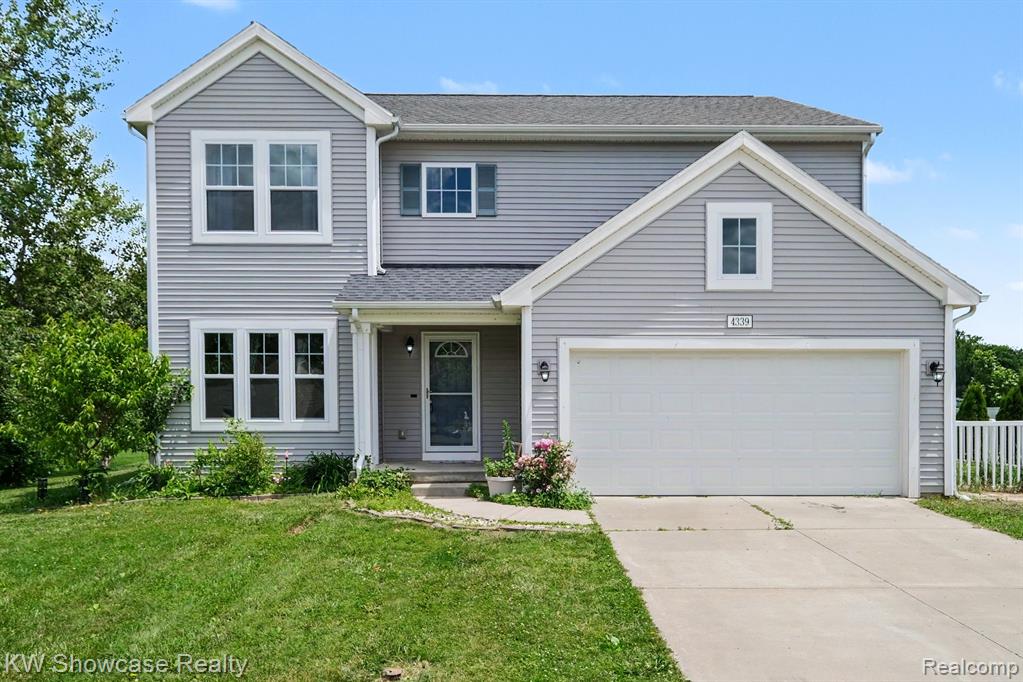 4339 Pebble Creek Boulevard, Grand Blanc, MI 48439