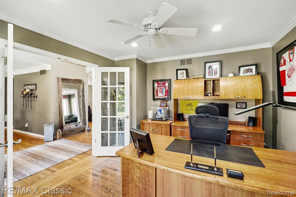 54853 Walnut Drive, New Hudson, MI 48165 — Photo 13