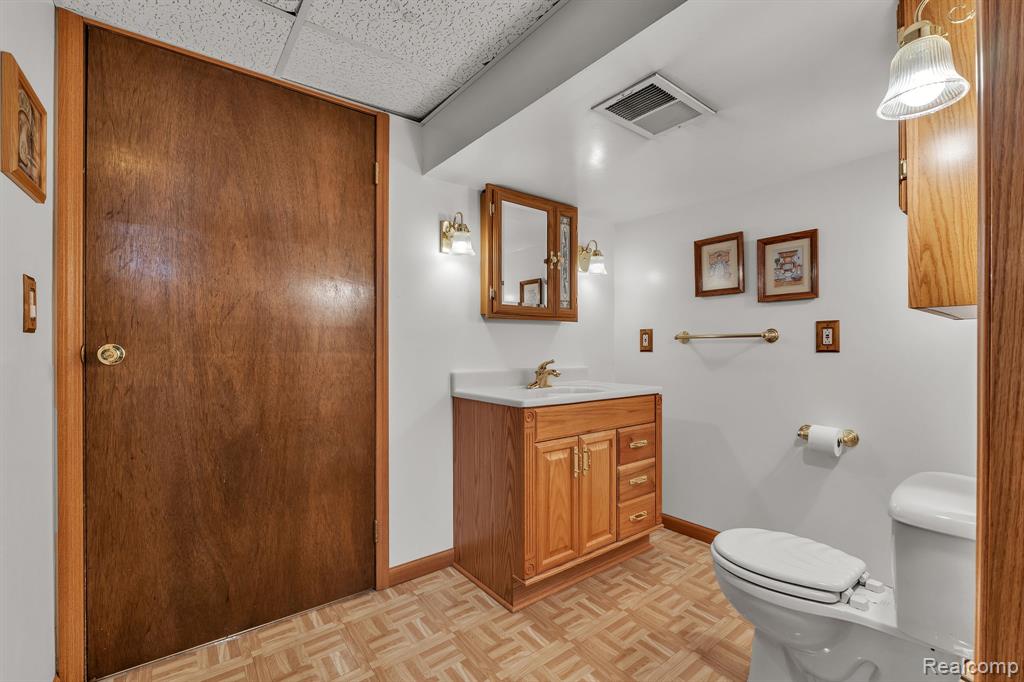 4197 Monroe Street, Dearborn Heights, MI 48125 — Photo 29