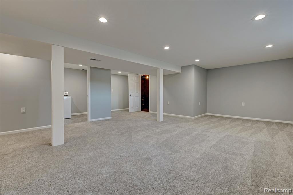 6342 Restwood Drive, Linden, MI 48451 — Photo 9