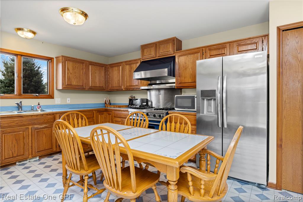 1135 Holmes Road, Allenton, MI 48002 — Photo 14