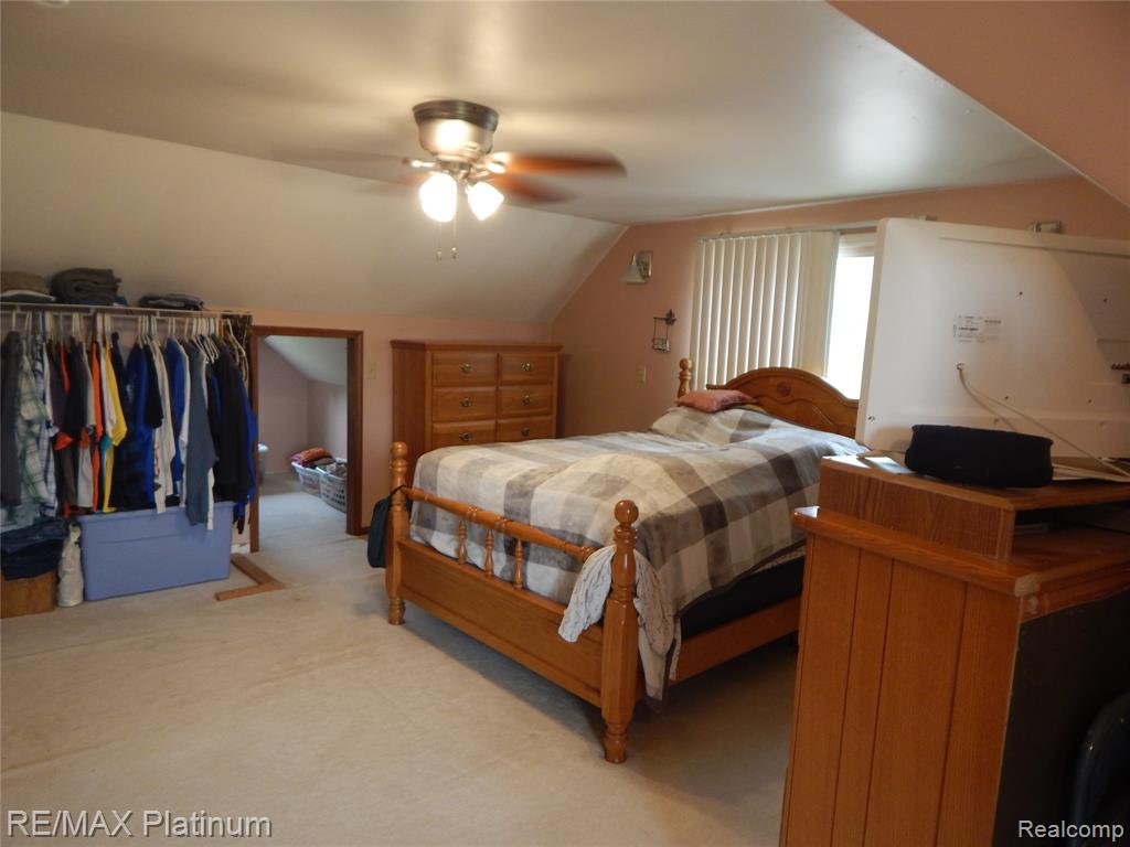 2025 W Rose Center Road, Holly, MI 48442 — Photo 56