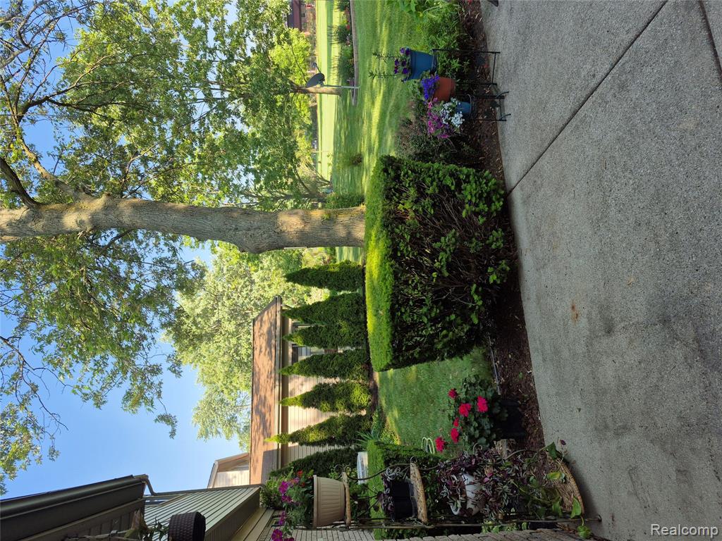 43863 Brandywyne Road, Canton, MI 48187 — Photo 44