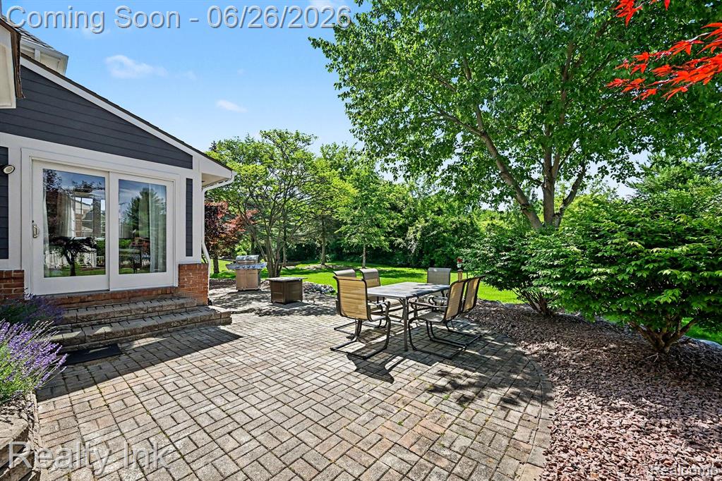 49195 Fox Drive S, Plymouth, MI 48170 — Photo 23