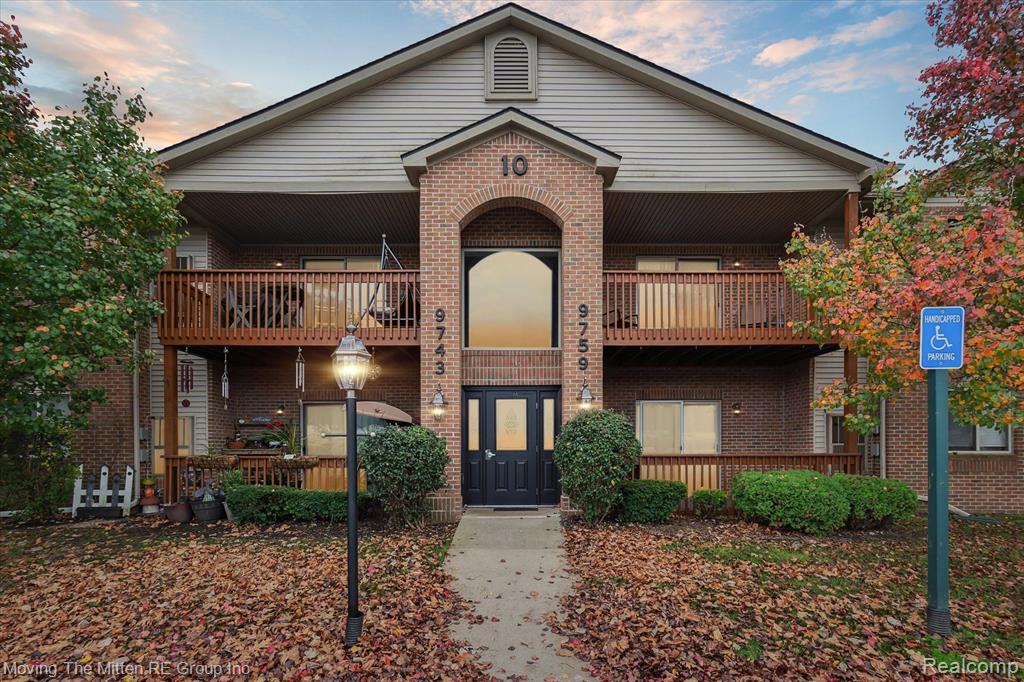 9755 WILDFLOWER, Belleville, MI 48111 — Photo 34
