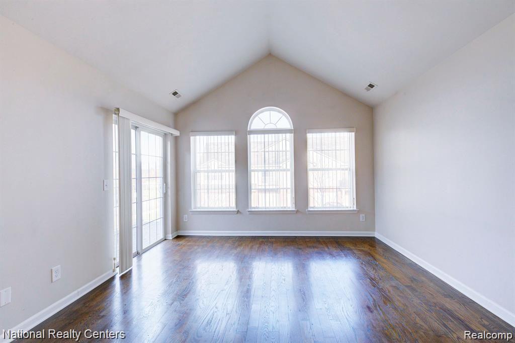 48407 MANOR BRIDGE Drive, Canton, MI 48188 — Photo 3
