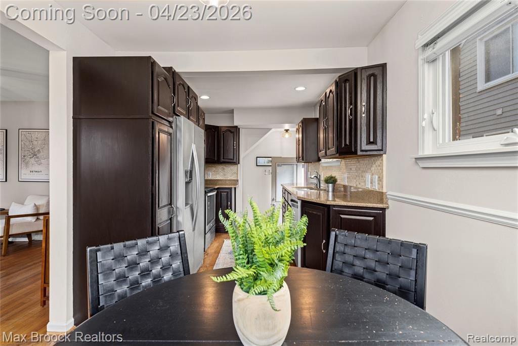 2048 Gardner Avenue, Berkley, MI 48072 — Photo 14