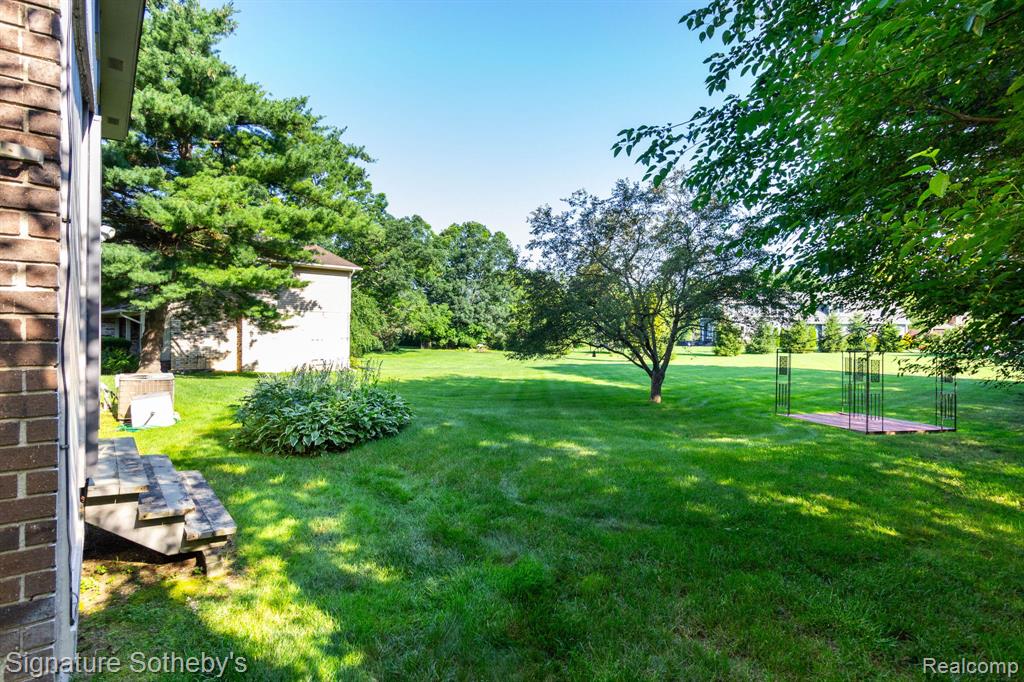 4086 Cherry Garden Drive, Commerce Twp, MI 48382 — Photo 39