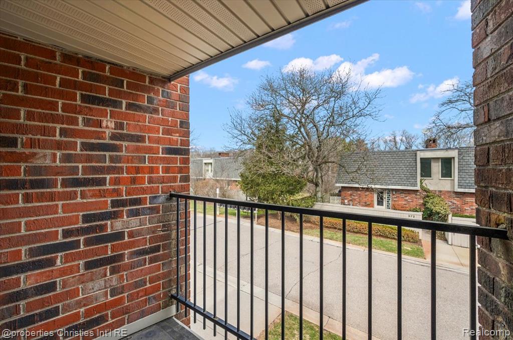 971 Stratford Lane, 22, Bloomfield Hills, MI 48304 — Photo 36
