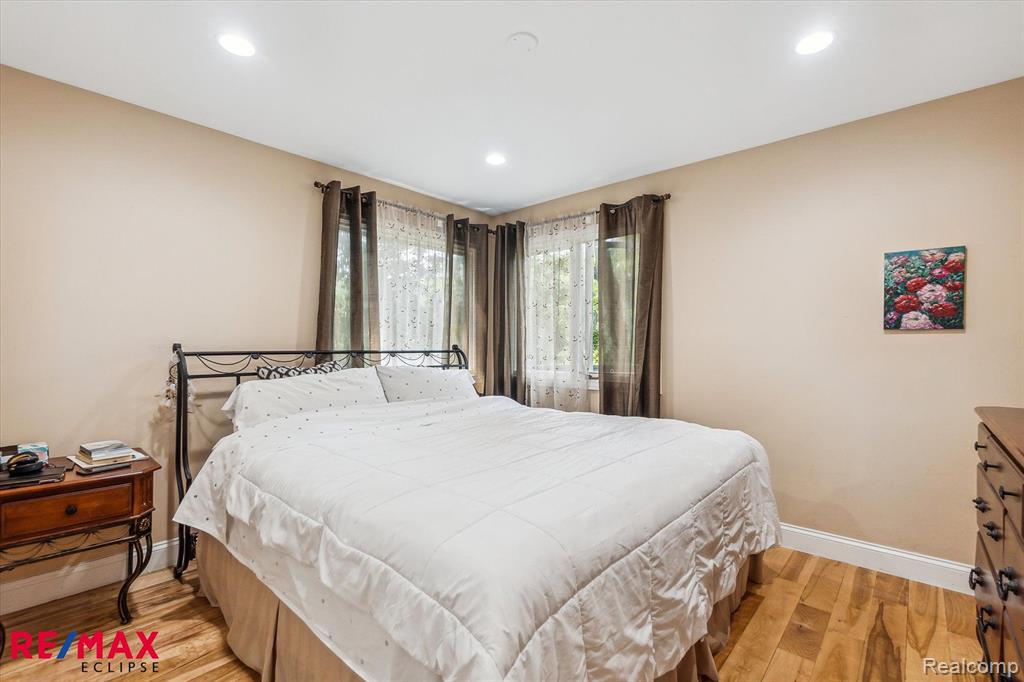 5405 Possum Lane, Orchard Lake Village, MI 48324 — Photo 17