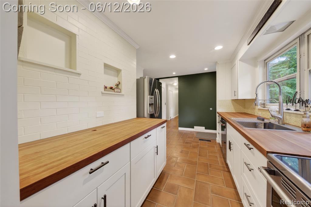 5831 Winans Drive, Brighton, MI 48116 — Photo 9