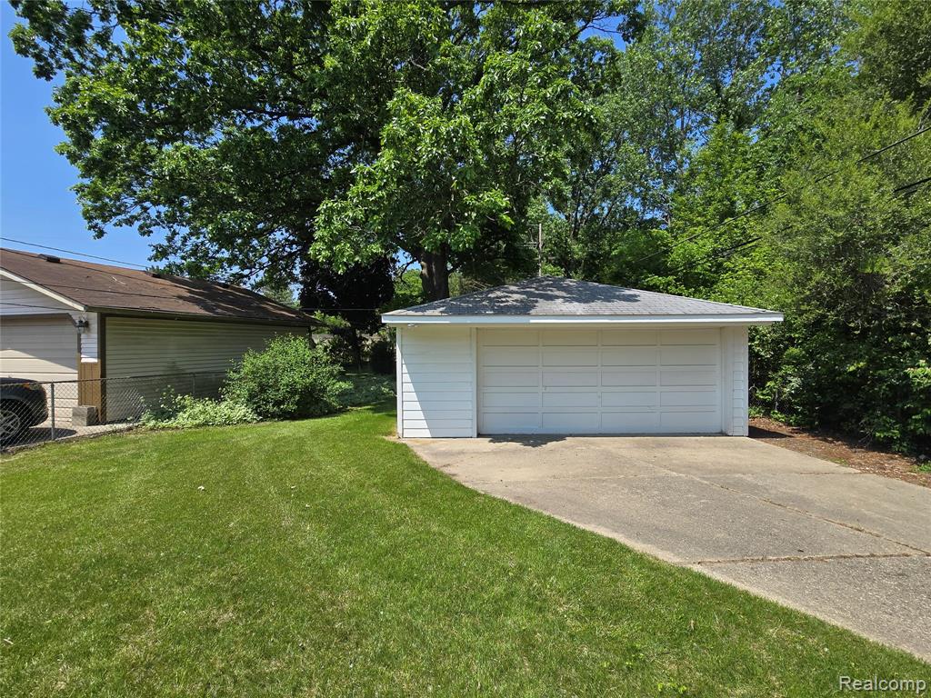 7621 N Wildwood Street, Westland, MI — Photo 36
