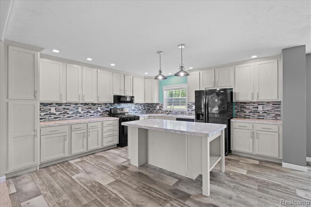201 Lyman Street, Corunna, MI 48817 — Photo 2