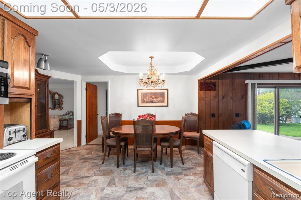 11495 Applewood Drive, Warren, MI 48093 — Photo 12
