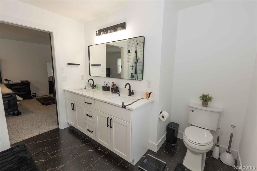 963 LANCASTER Street, Lapeer, MI 48446 — Photo 28