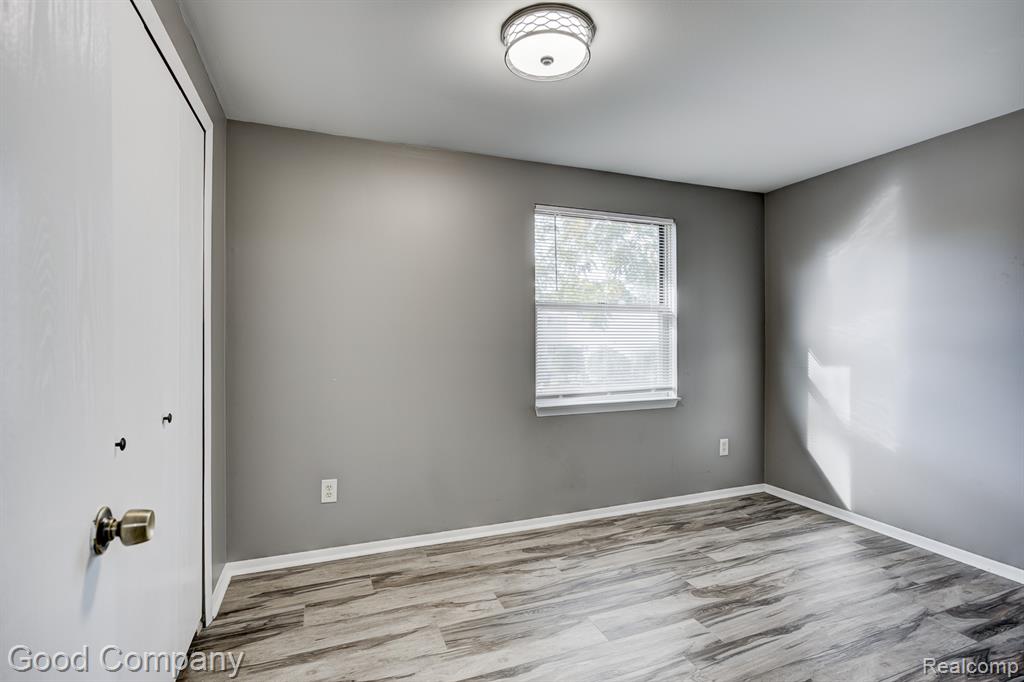 4363 Crooks Road, Royal Oak, MI 48073 — Photo 21