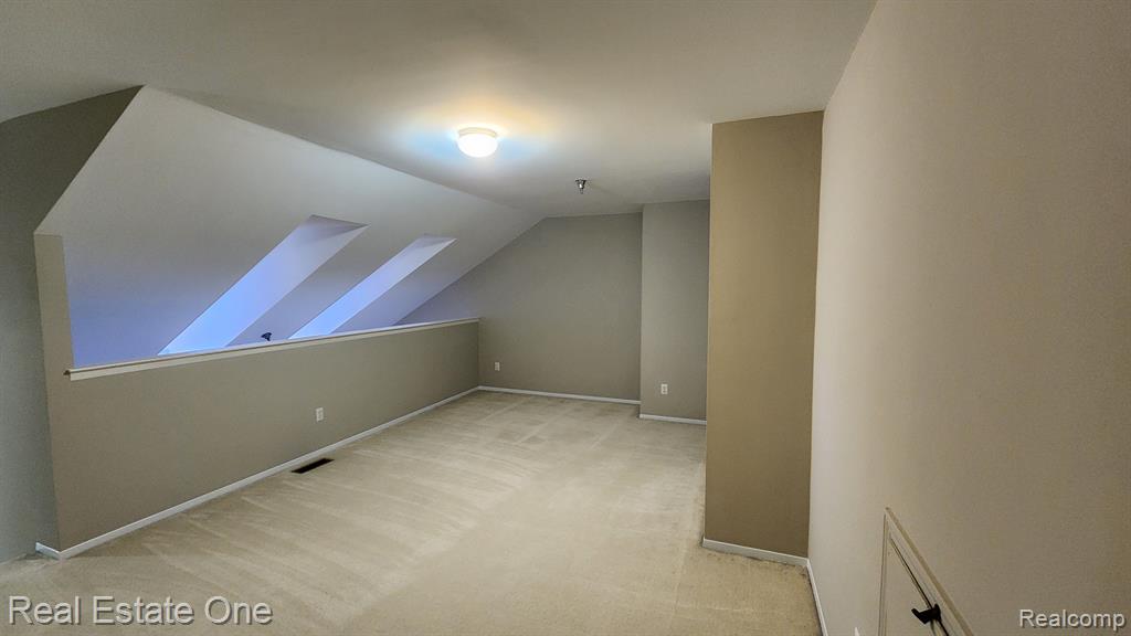 148 Saber Way, 6, Lake Orion, MI 48362 — Photo 21