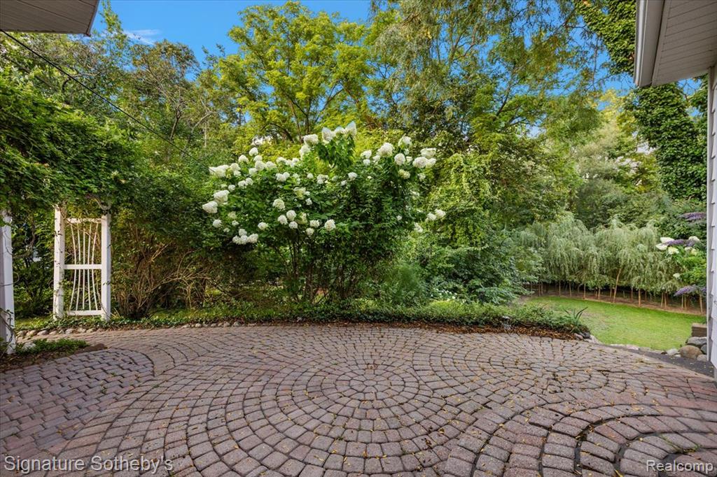 22601 Highbank Drive, Beverly Hills, MI 48025 — Photo 58