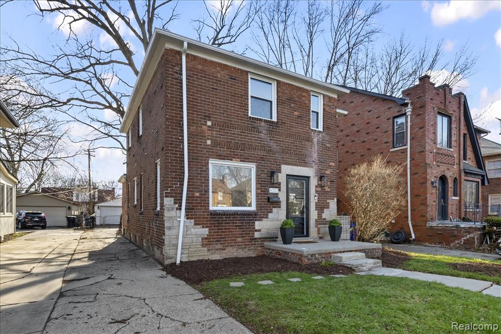 4323 Kensington Avenue, Detroit, MI 48224 — Photo 2