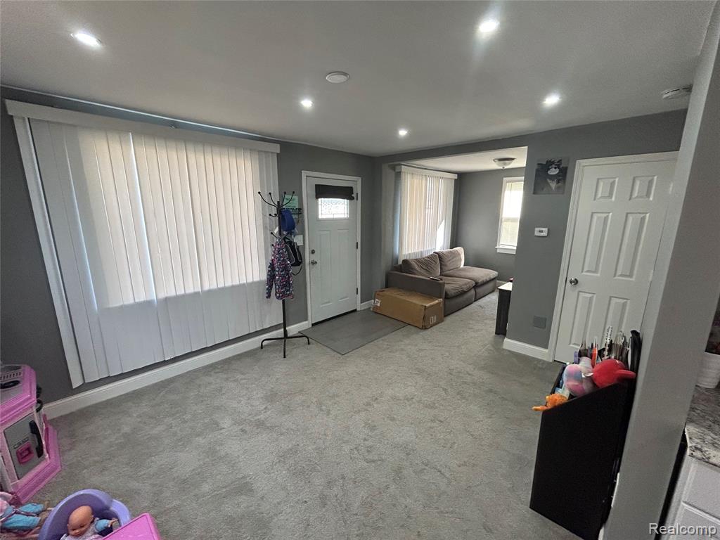 2065 Morris Avenue, Lincoln Park, MI 48146 — Photo 18