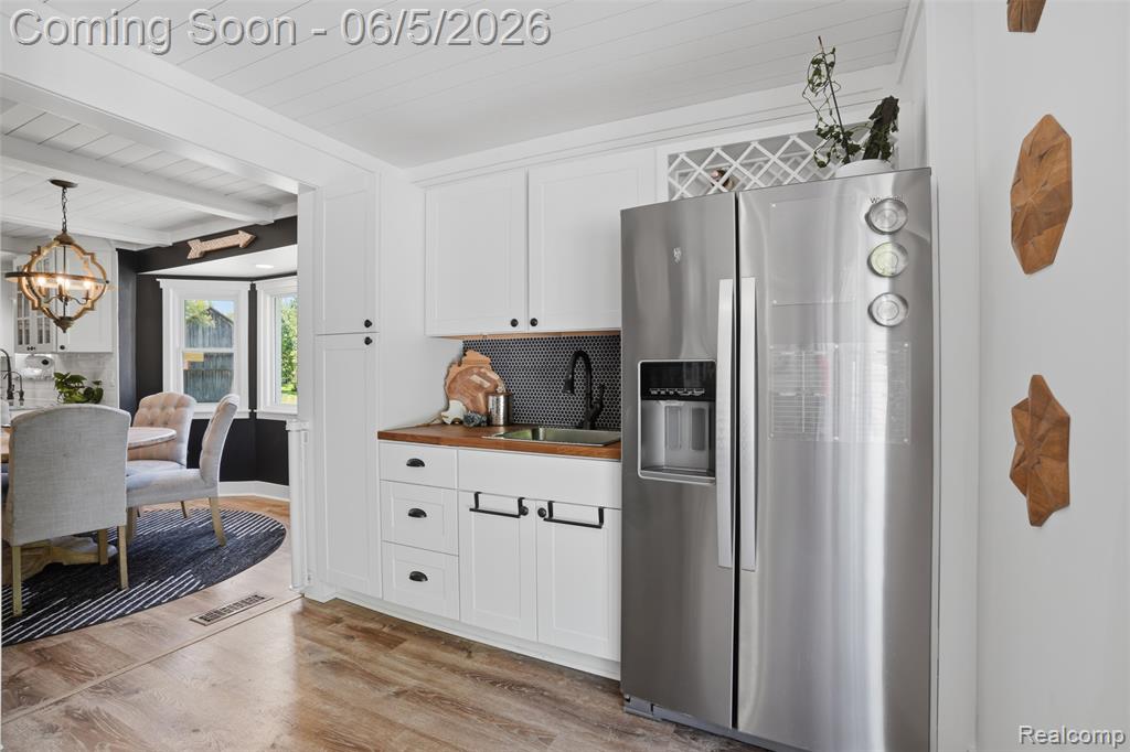 5080 Pleasant Valley Road, Brighton, MI 48114 — Photo 18