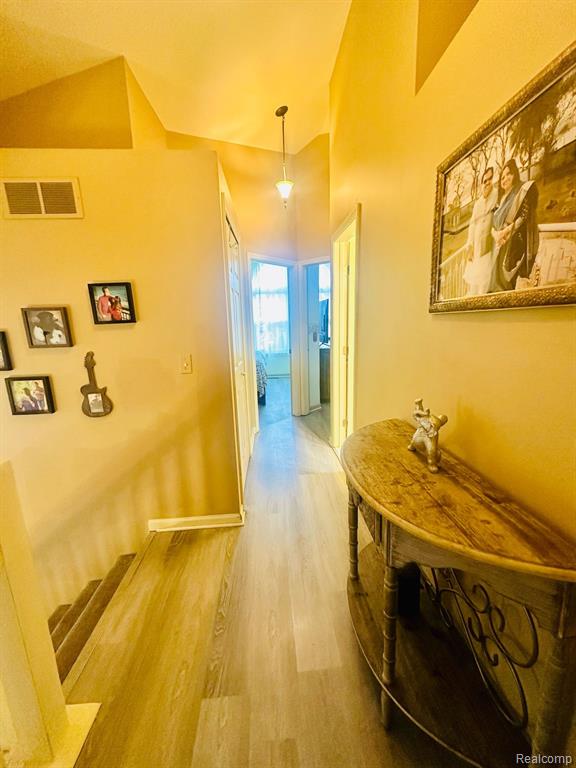 6886 FOX Lane, Waterford, MI 48327 — Photo 21